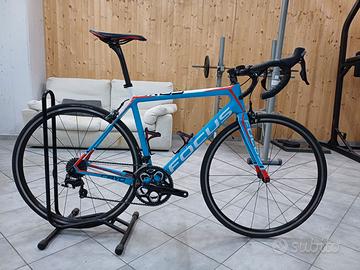 bici da corsa Focus Cayo