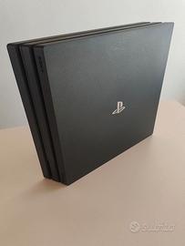PS4 Pro 1TB perfetta