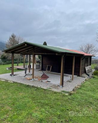 TETTOIA IN LEGNO