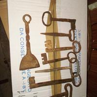 Chiavi antiche manca la palletta da braciere