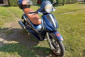 Piaggio Beverly 400 i.e. Tourer