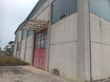 Capannone prefabbricato