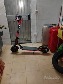 monopattino ducati pro 1  leggi descrizione 