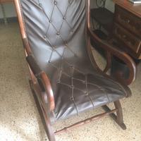 Sedia a dondolo d'epoca