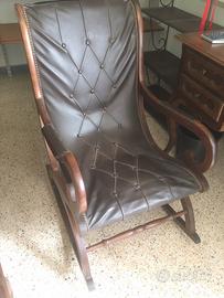 Sedia a dondolo d'epoca