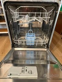 Lavastoviglie da incasso Indesit
