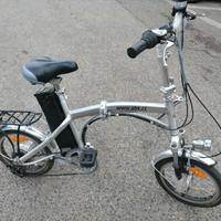 Bicicletta elettrica pedalata assistita