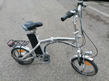 Bicicletta elettrica pedalata assistita