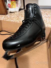 Pattini da pattinaggio su ghiaccio uomo