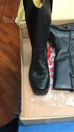 Stivali texani marca Sendra NUOVI n 37