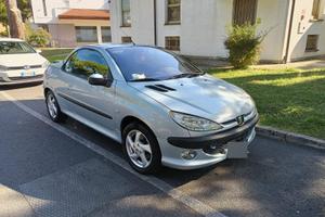 Peugeot 206CC anno 2002