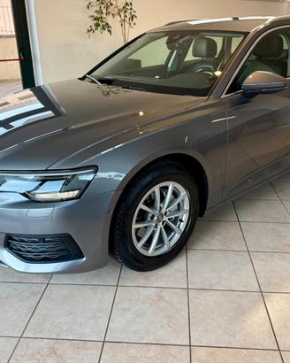 Audi A6 Avant 40 2.0 TDI S tronic Business Design