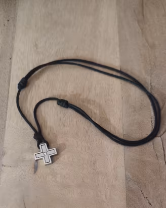 collana punto luce a croce sector no limit