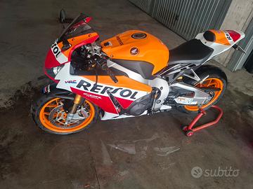 Honda cbr repsol SP
