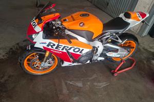 Honda cbr repsol SP