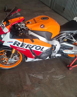 Honda cbr repsol SP