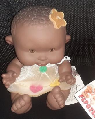 1 Bambola Pepotes doll bebè Bimba nera con ciuccio