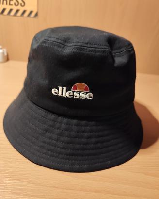 bucket hat ellesse