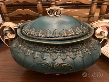 Zuppiera decorativa vintage con coperchio