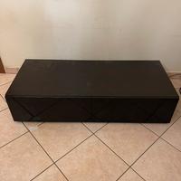 Mobili soggiorno in legno nero e nero lucido