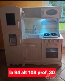 cucina giocattolo realistica