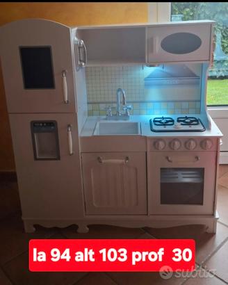 cucina giocattolo realistica