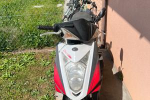 Scooter kymco