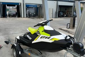 Moto d'acqua sea doo spark