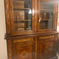 Mobile in legno massello