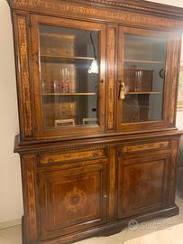 Mobile in legno massello