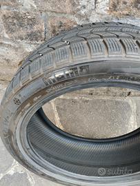 4 Gomme Invernali Momo 215/45/r17