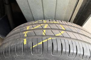 Gomme auto