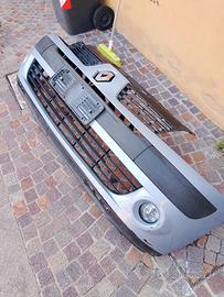 paraurti e altro per renault clio