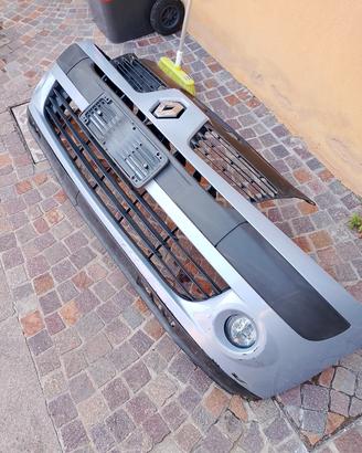 paraurti e altro per renault clio
