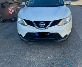 Nissan Qashqai 1.5 Diesel. 110 Cv. 2015