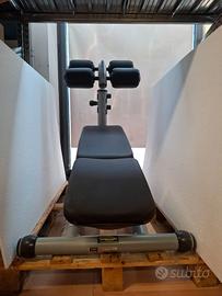 Panca crunch Technogym