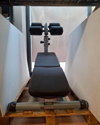 Panca crunch Technogym