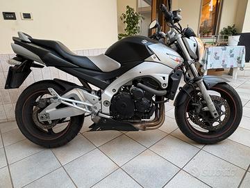 Suzuki GSR 600