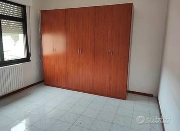 armadio  6 ante come nuovo