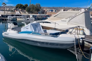 Marlin boat top 23 FB
