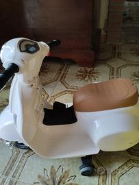 Vespa moto elettrica per bimbi
