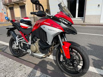 Multistrada v4s con 1800 km