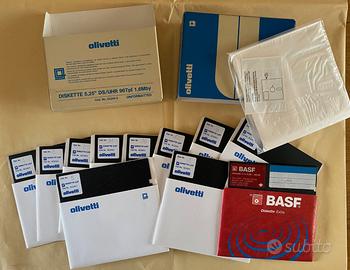 Lotto 11 Floppy disk da 5.25 NON testati per pc Ol