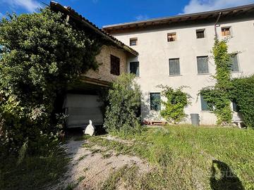 ABITAZIONE PLURICAMERE: pronta a diventare una ...