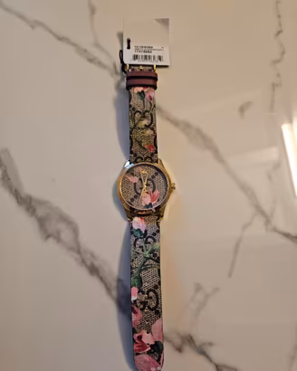 Orologio Gucci G-Timeless Contemporary 
