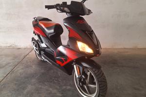 Scooter 50 Aprilia SR Factory 