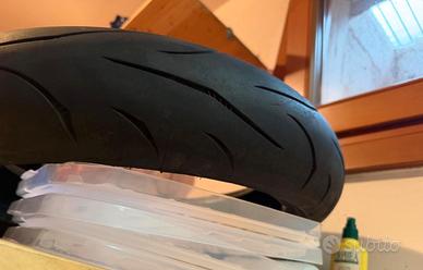 Gomma moto 120 - 70 r17