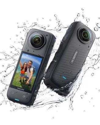 Insta360 X4 + Stazione di ricarica + 3 batterie
