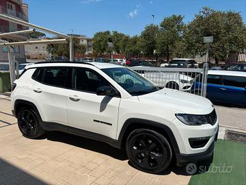 Jeep Compass 1.6 M-Jet Night Eagle 4X2