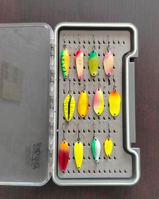 Spoon e scatola porta artificiali